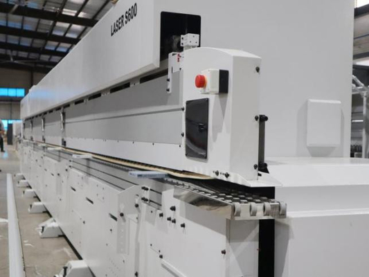 High-end panelen naadloze intelligente laserrandbandmachine